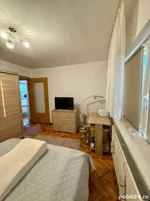 2 cam dec etaj 2 centrala proprie renovat zona Mircea cel Batran - imagine 3