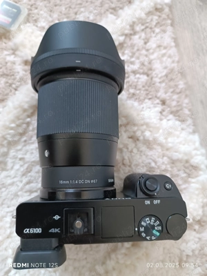 Aparat foto-video miroless 