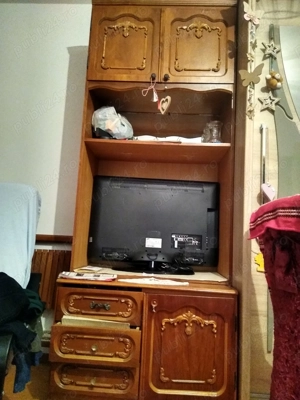 Oglinda ,dulap,raft masa,scaune