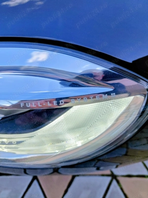 Volvo V40 Cross Country D2 Geartronic, an 2018, Belgia , 12 500 Euro  - imagine 5