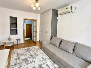 Garsoniera De Inchiriat