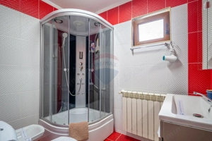 Vila moderna cu 2 corpuri in Busteni | Ideala pentru turism - imagine 9