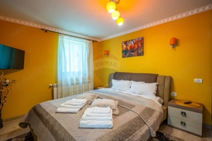 Vila moderna cu 2 corpuri in Busteni | Ideala pentru turism - imagine 15