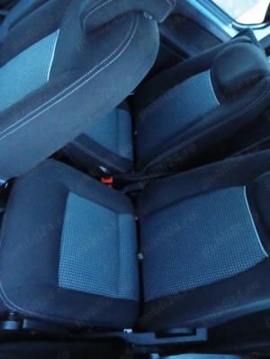 Ford Galaxy 2012 - imagine 6