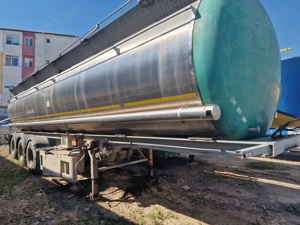 Vand semiremorca cisterna inox capacitate 33000 litri