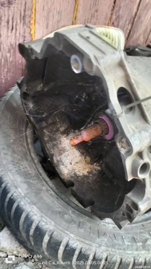 Cutie viteze Audi1.6 ALZ