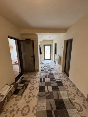 VILA Demisol+ Parter +Et 1+ Mansarda Ultracentral - imagine 14