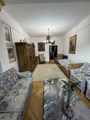 Vila tip duplex, zona Democratiei