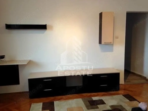 Apartament cu 2 camere, etaj intermediar, zona Dacia