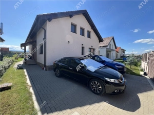 Casa individuala cu 4 camere terasa si teren 500 mp in Sura Mica Sibiu - imagine 17