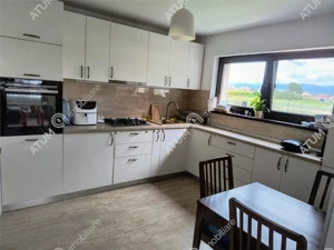 Casa individuala cu 4 camere terasa si teren 500 mp in Sura Mica Sibiu - imagine 6