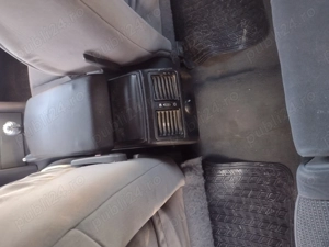 Vând Peugeot 407 sw