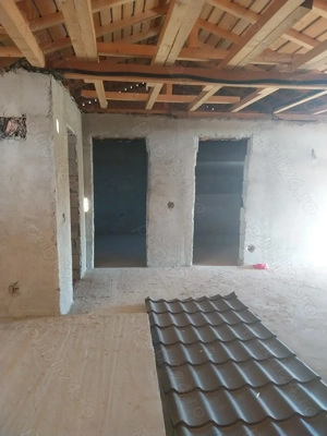 Vand teren cu casa la gri - imagine 14 Vand teren cu casa la gri - imagine 14