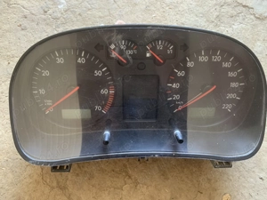 Vând ceas kilometraj , golf 4 - imagine 2