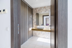 O CASA  PREMIUM-Drumul Taberei / Valea Oltului/ Valea Argesului - imagine 10