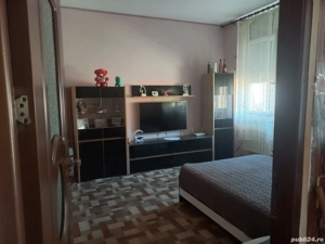 Vand apartament in centru - imagine 2