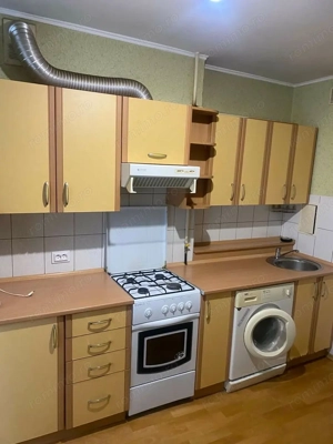 Garsoniera in zona Izvor - imagine 5