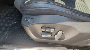 De vânzare: Alfa Romeo Giulietta 1.4 T-Jet Turbo Distinctive Benzina   120 CP | 2011 | EURO 5 - imagine 10