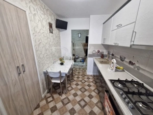 Apartament cu 3 camere foarte aproape de stația de metrou 1 Decembrie 1918 - imagine 7