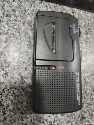 Reportofon  Edutec cu microcaseta 