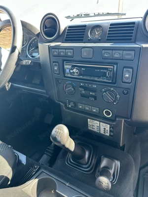 Vand Land Rover Defender 90 - imagine 8