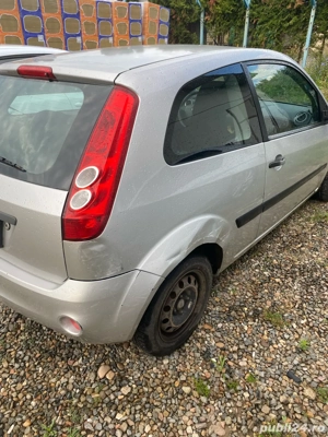 ford fiesta 1.3 benzina - imagine 2