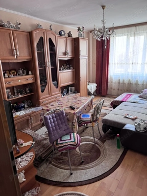 Apartament de vanzare 3 camere Astra  - imagine 4