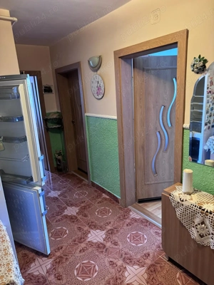 Apartament de vanzare 3 camere Astra  - imagine 3