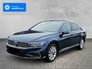 VW Passat 1.4 GTE, berlină, Virt. Cockp., încălz. scaune, 360 gr., panoramic