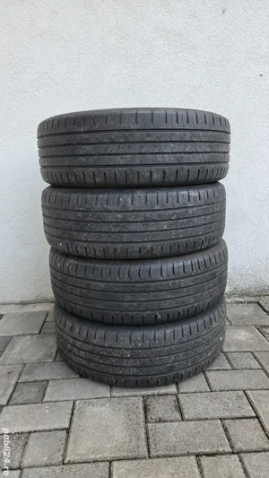 Vând cauciucuri vara Continental 205/60 R16