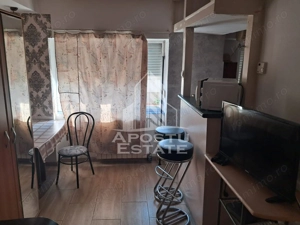 Garsoniera in zona Buziasului de 22 mp, centrala termica si ac