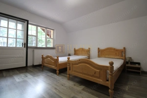 Zona aradului, 4 camere + 2 bai, centrala proprie - imagine 18