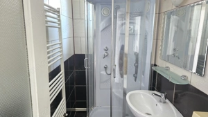 Vand apartament 2 camere in Deva, zona Progresul, etaj 1, bloc de 3 etaje de caramida,  - imagine 2