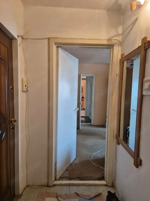 2 cam BLOC IZOLAT zona Kiriac - imagine 3