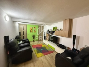 Apartament de vanzare cu 3 camere, scară interioară și curte privată - MICESTI