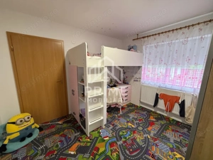 Apartament de vanzare cu 3 camere, scară interioară și curte privată - MICESTI - imagine 11