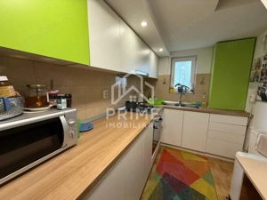 Apartament de vanzare cu 3 camere, scară interioară și curte privată - MICESTI