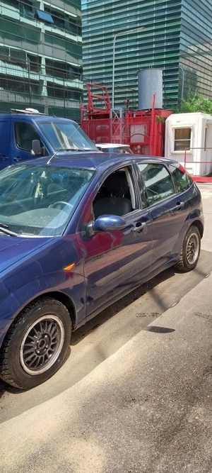 Ford focus 1.6 benzină, 2003,pentru dezmembrări - imagine 5