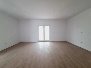 Casa in Mosnita Noua. Bucatarie inchisa. 3 dormitoare si dressing. - imagine 7