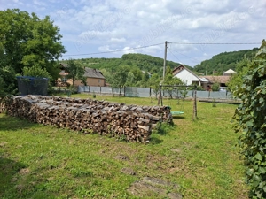 Casă de vânzare cu teren - imagine 9