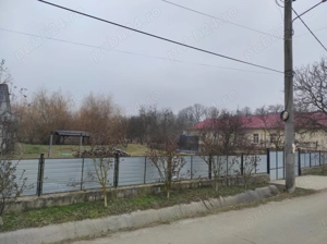 Casă de vânzare cu teren - imagine 5