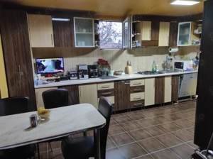 Casă de vânzare cu teren - imagine 7