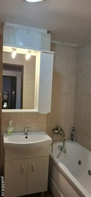 Închiriez apartament 2 camere Zona Lipovei, proprietar