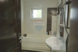 Casă cu piscină și teren de tenis – Girov, 10 min de Piatra Neamț - imagine 8