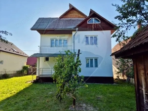 Casă / Vilă cu 6 camere de vânzare - imagine 3