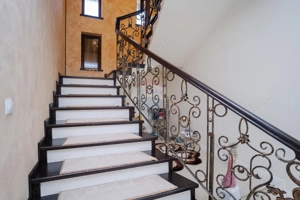 0% Comision - VILA de LUX de vânzare – Cu iaz natural - imagine 17