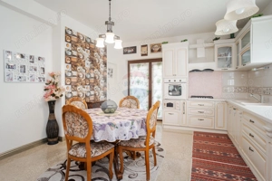 0% Comision - VILA de LUX de vânzare – Cu iaz natural - imagine 13