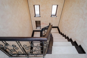 0% Comision - VILA de LUX de vânzare – Cu iaz natural - imagine 18