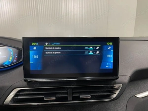 Peugeot 3008 - imagine 19