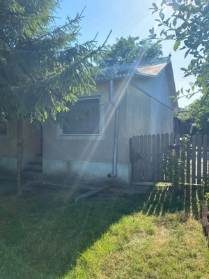 Vand casa cu gradina sat Podeni, Com Corlateni, jud. Botosani - imagine 3